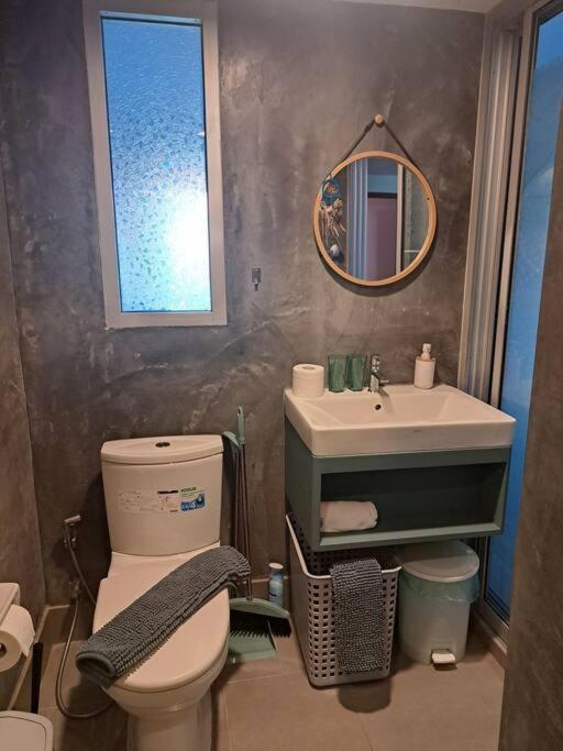 Dreamcatcher Condo/ Replay Apartment *